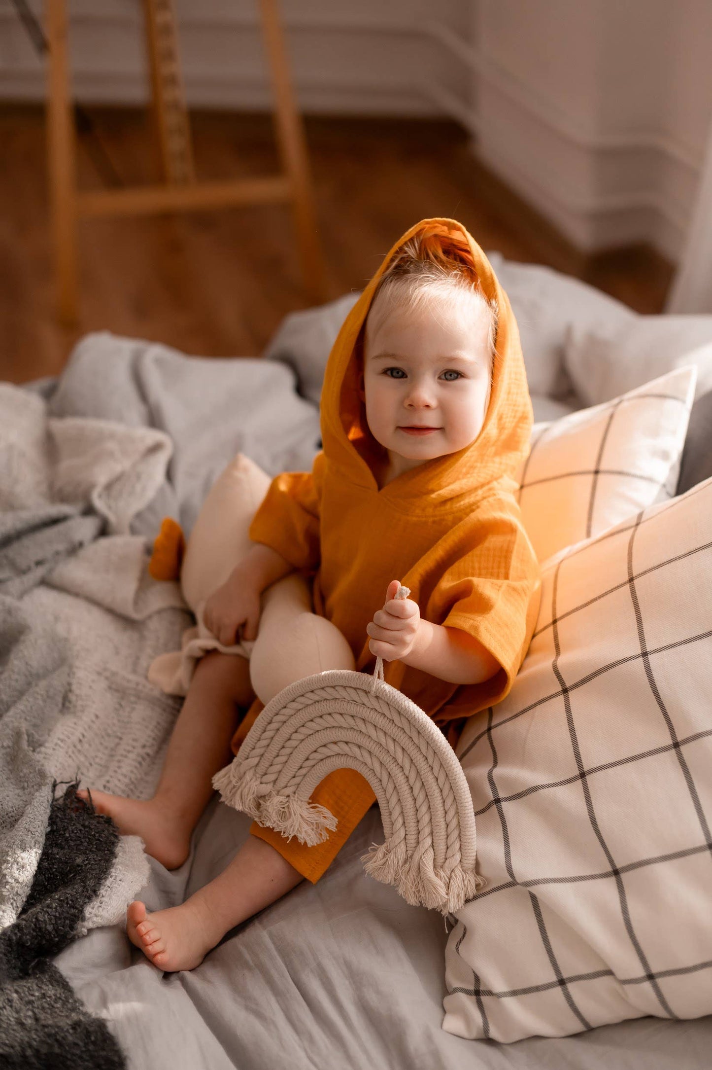 Baby Handtuch-Poncho mit Kapuze: Sand